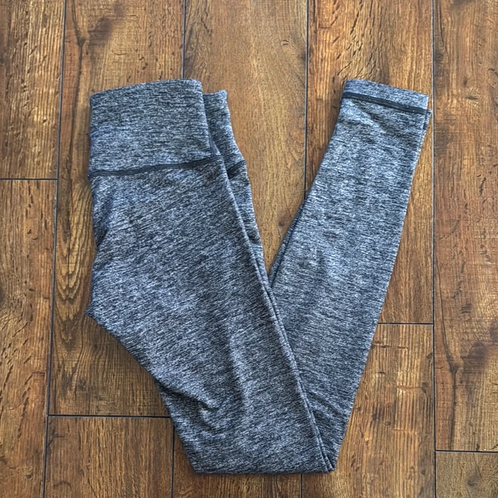 Lululemon Grey black Leggings - Picture 1 of 4